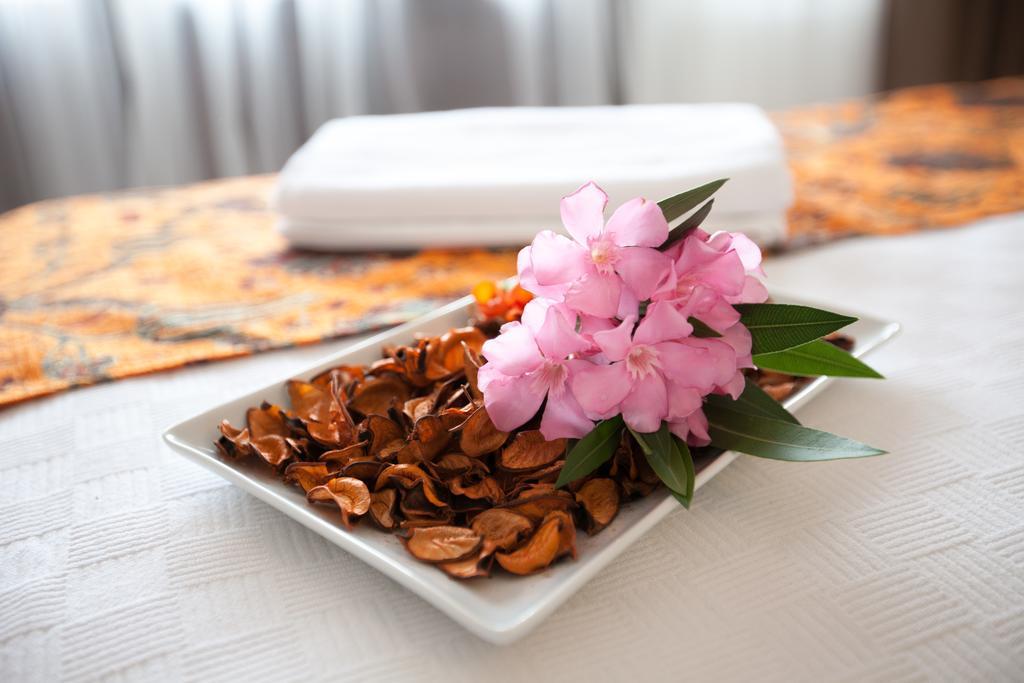 Galley Hotel Истанбул Екстериор снимка